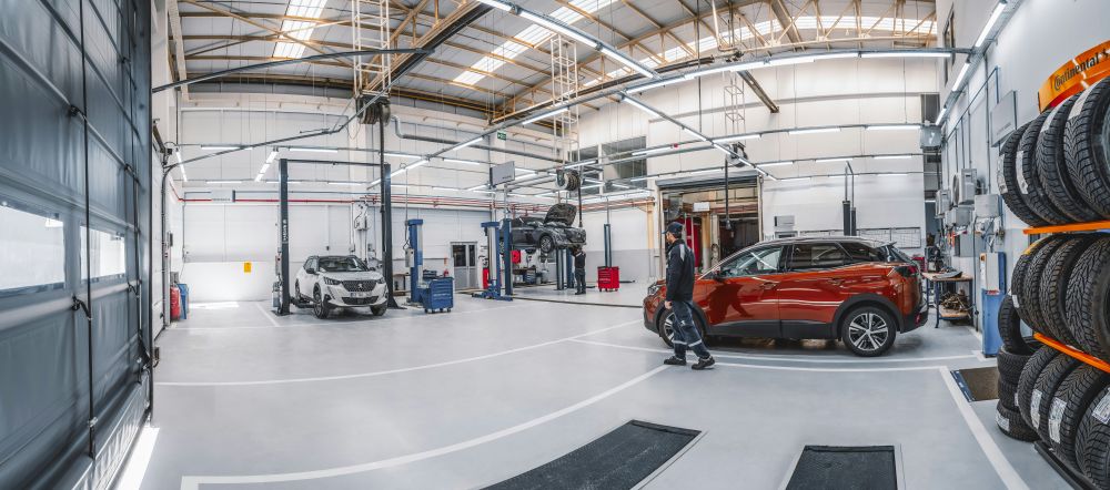 Bilvård i Ängelholm: En praktisk guide till glans, skydd och värde